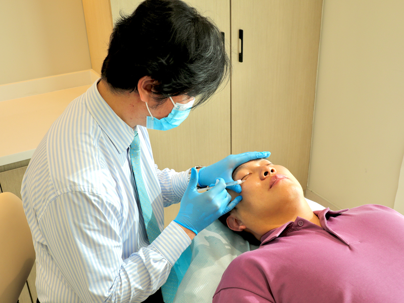 eyelid-surgery